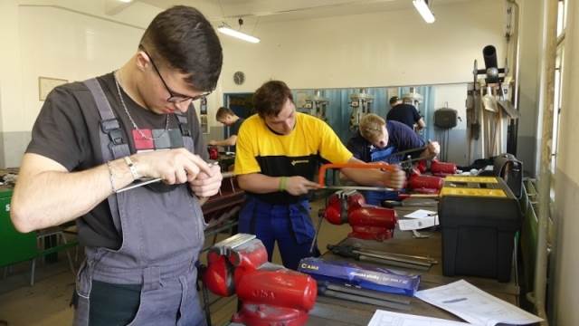 Krajská soutěž v oboru oboru Strojní mechanik - článek na Novinky.cz